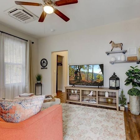 Mountain Bungalow-Walk To Downtown/Biker'S Dream! Hot Springs Dış mekan fotoğraf